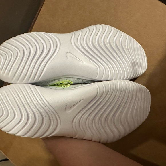 Nike Tennis - Picture 4 of 5